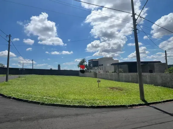 Terreno de esquina à venda, 984 m² por R$ 940.000 - Royal Park - Ribeirão Preto/SP
