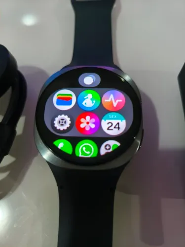 Samsung Galaxy Watch 8 40mm LTE - Semi Novo com nota e garantia.