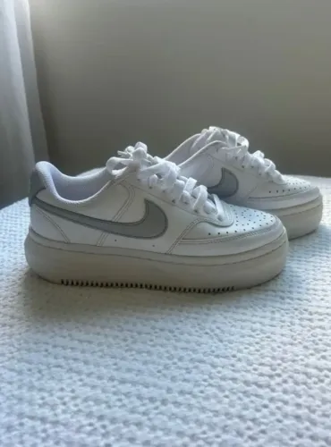 Nike Court Vision Alta