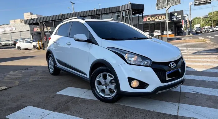 Hyundai HB20X Style 1.6 Flex 16V Mec. 2015