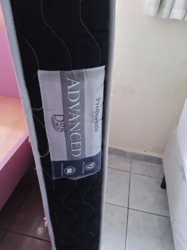 Cama e colchão