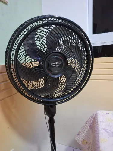 Ventilador de pé turbo