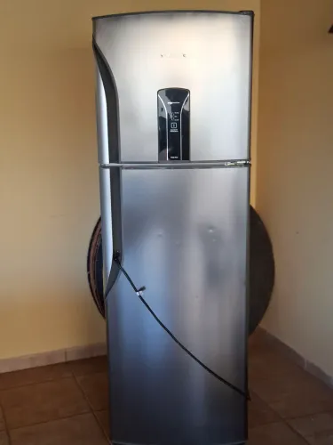 Geladeira Inox 