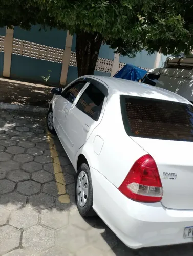Toyota Etios X Sedan 1.5 Flex 16V 4P Mec. 2019