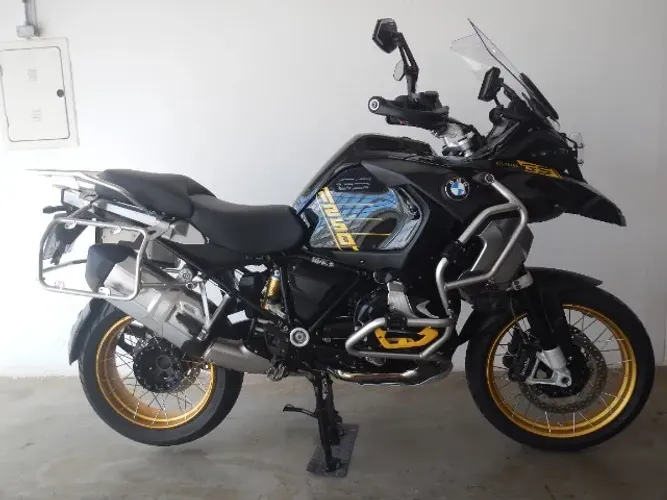 BMW R 1250 Adventure 40 anos - linda, nova e com acessórios !