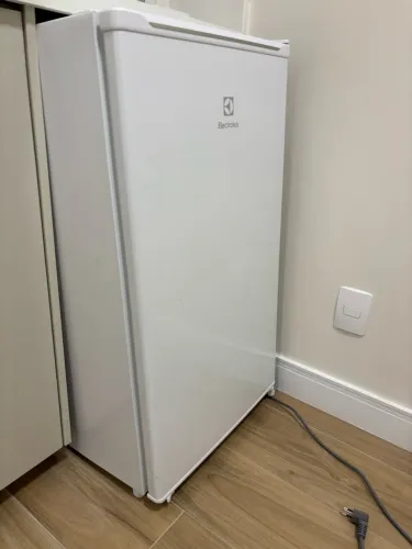 Frigobar Electrolux 121 l
