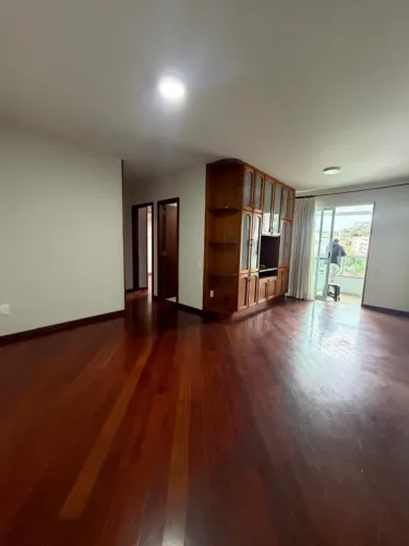 Apartamento à venda no Vila Nova em Blumenau - 2 quartos e suíte, ABAIXO DO PREÇO