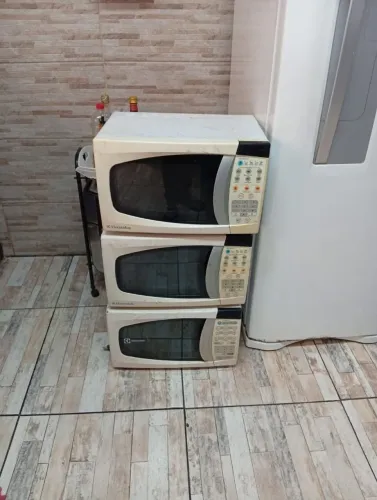 Microondas Electrolux 20L