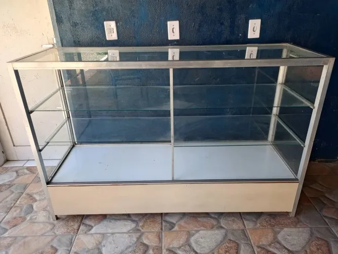 Balcão de vidro