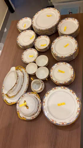Aparelho de jantar Limoges 65 peças