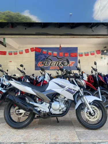 YAMAHA FAZER 250 (2014)
