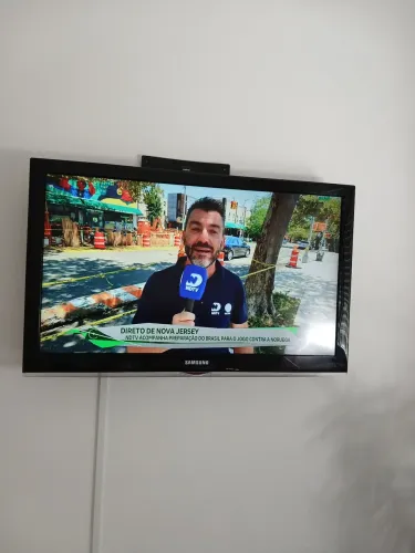 Combo tv33" + blu-ray + discos