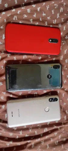 Telefones para consertar 