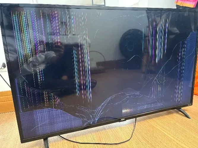 TV AOC 43 - RETIRADA DE PEÇA