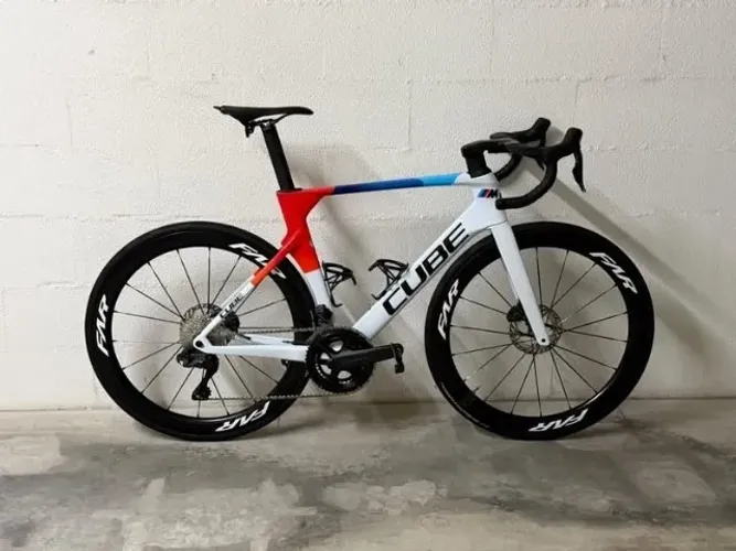 Bicicleta CUBE LITENING AERO C:68X RACE 2025