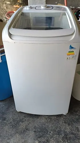 vende se máquina de lavar 11 kg eletrolux