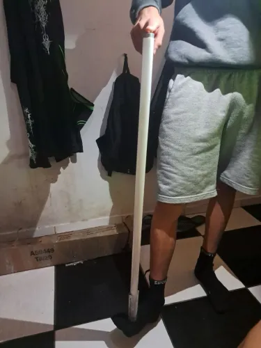 Lampada florescente (não sei se esta funcionando) temos 8 unidades