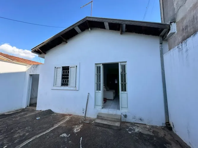 Casa com 2 dormitórios para alugar, 61 m² por R$ 1.100/mês - Jardim Brasília II - Rio Clar