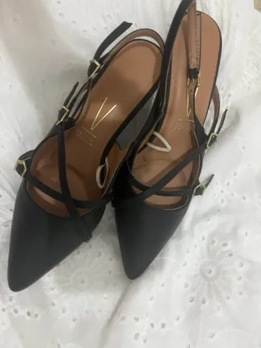 Salto Elegante Vizzano Preto 