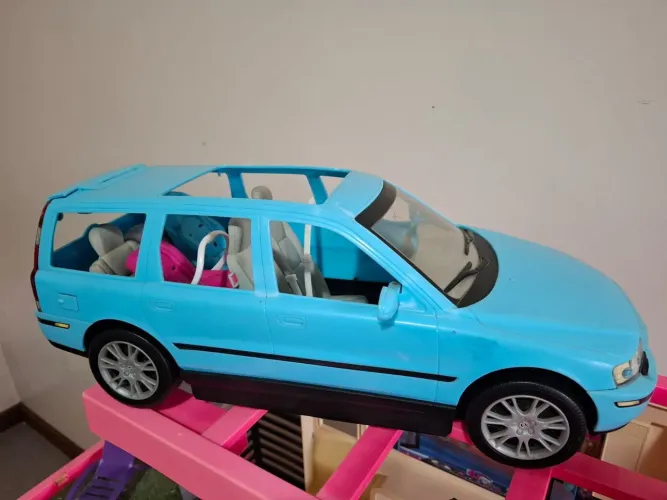 Carro da Barbie
