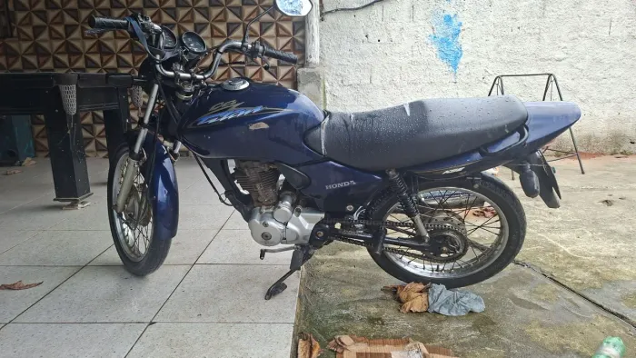 Titan 2004 KSE com peças Originais