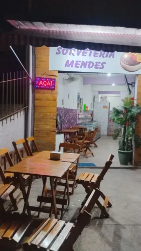 Sorveteria e lanchonete