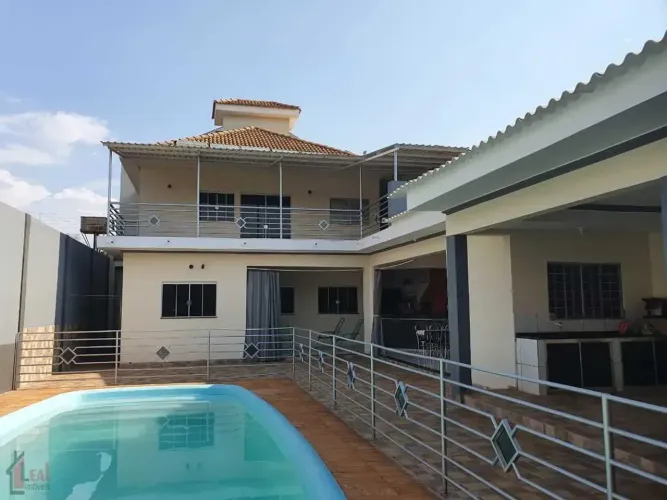 Casa para Venda em Paulicéia, CENTRO, 6 dormitórios, 1 suíte, 4 banheiros, 4 vagas
