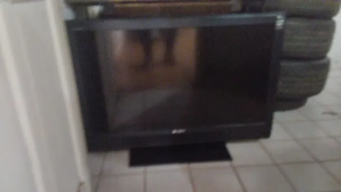 Vendo TV SONY para retirada de pecas