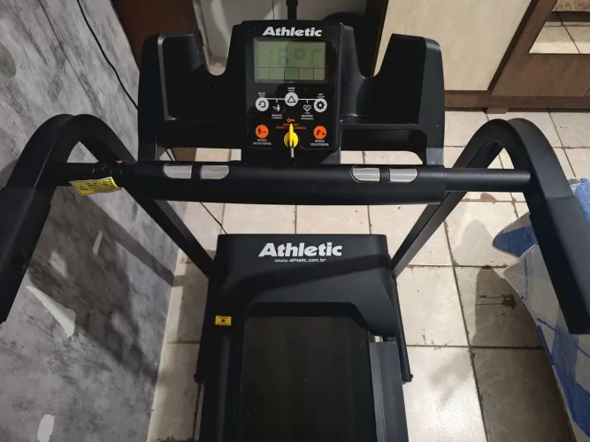 Esteira Elétrica Athletic Runner / Speedy Bivolt - Excelente Estado (Suporta até 120kg)