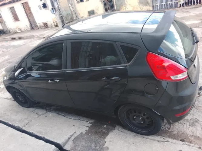 Ford Fiesta 1.5 16V Flex Mec. 5P 2014