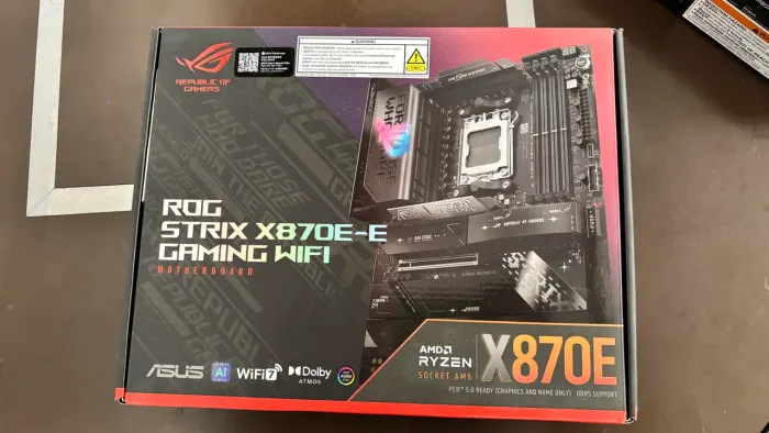 ASUS ROG Strix X870E-E Gaming WiFi.