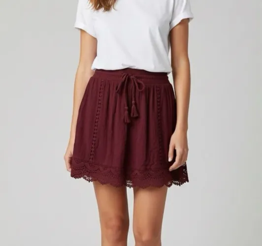 saia curta bordô forever 21 p  boho com renda