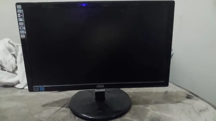 Vendo monitor AOC