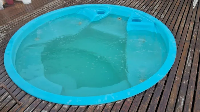 Piscina hidromassagem 4 lugares