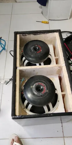 2 médio Hp 12 900 rms