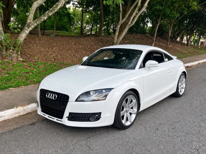 Audi TT 2.0 16V TFSI S-tronic 2010