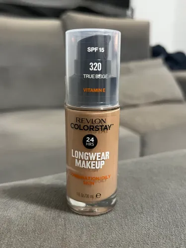 Base Revlon Colorstay