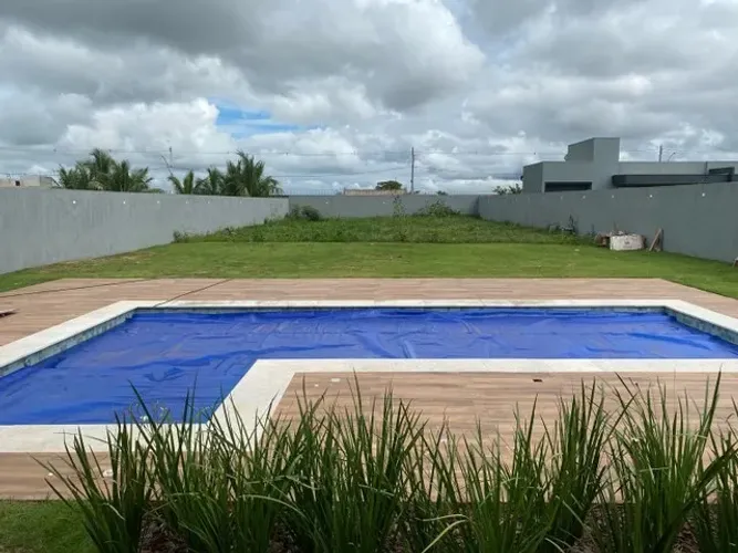 Vendo casa condomínio Uberaba