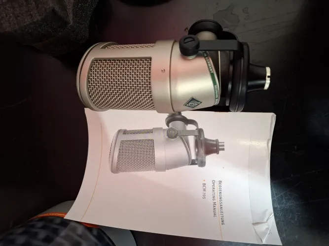 BCM705