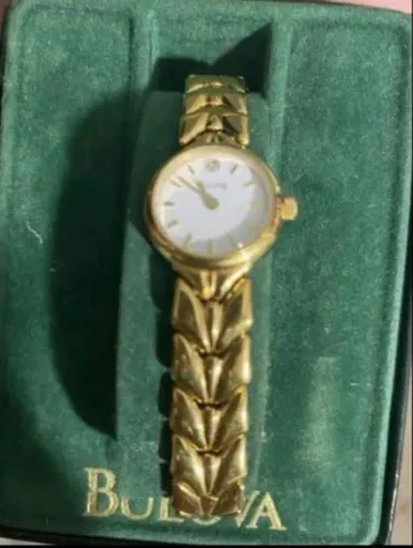 Relógio Bulova banhado a ouro Original!!