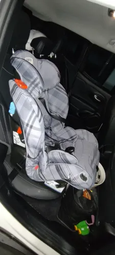 Cadeirinha de carro para bebê até 25kg (0 a 6 anos)