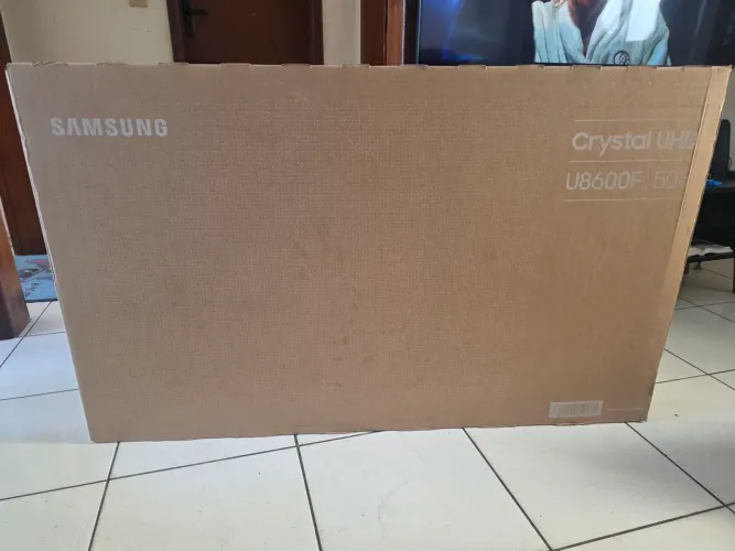 Tv Samsung Smart 50 polegadas (nunca usada)
