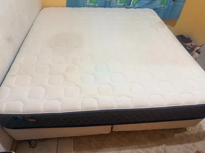 Cama king GIGANTE 