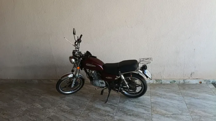 Intruder 125 