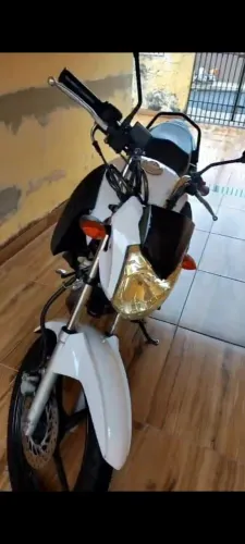Vende se ou troca por moto de maior cilindradas.