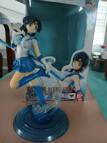 Pretty guardian Sailor Mercury