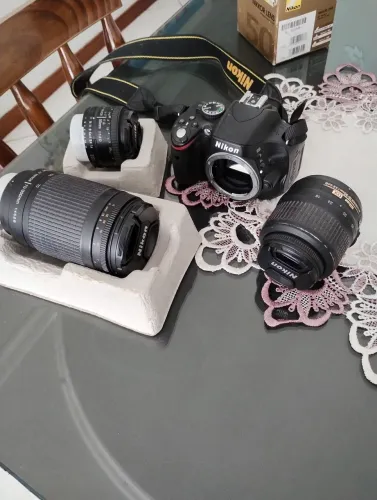 Vendo NIKON D5100