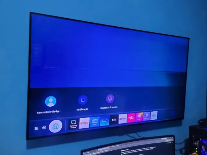Smart TV Samsung Crystal UHD 4K 50" ? COM DEFEITO NA TELA