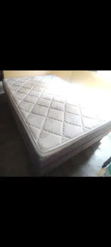 Cama de Casal - Semi Nova - Única Oportunidade