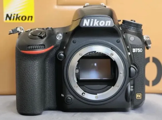 Nikon D750